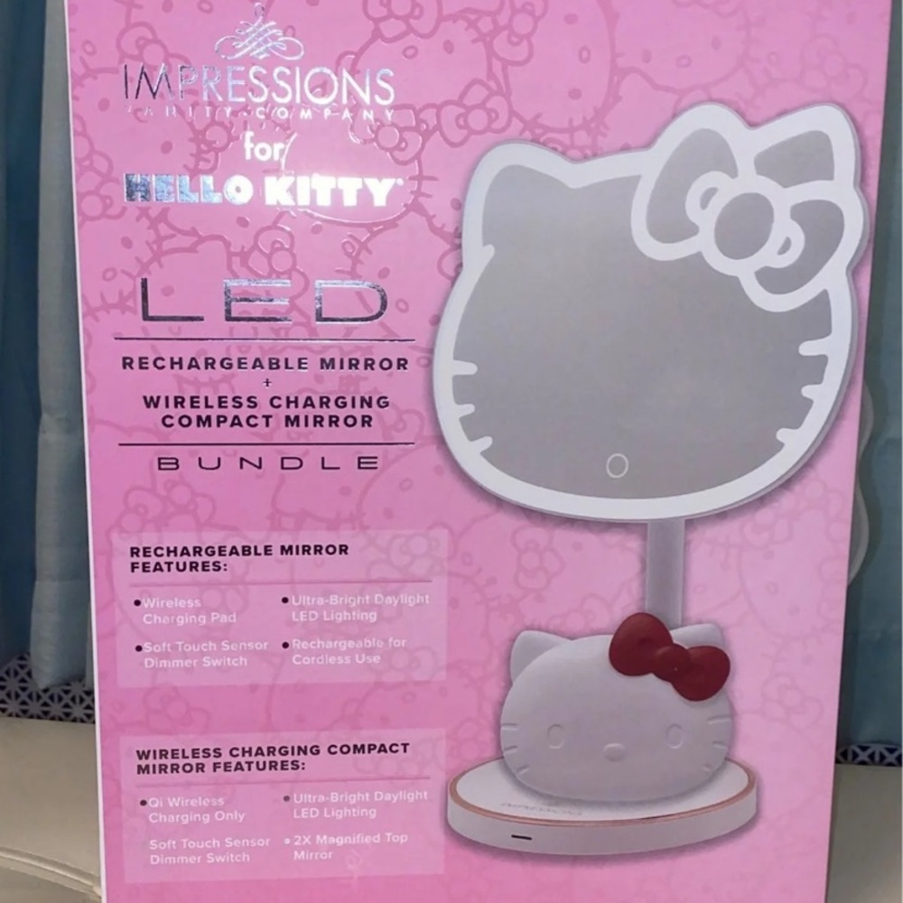 Impressions Vanity x Hello Kitty LED Rechargeable Makeup Mirror and LED Compact
